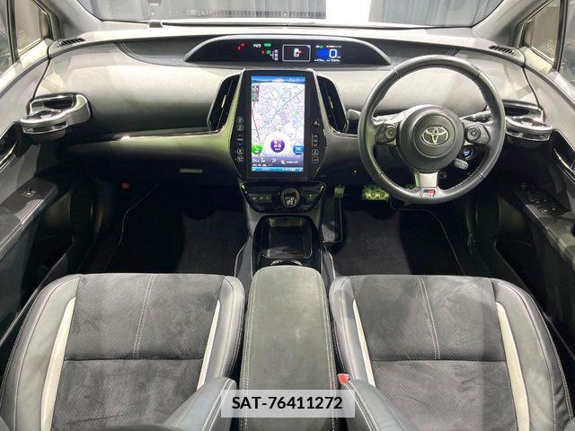 Toyota PRIUS PHV 2018-02 7788493-1