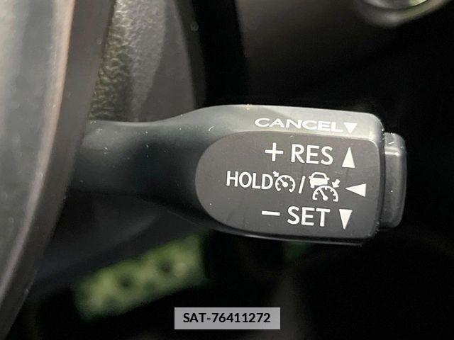 Toyota PRIUS PHV 2018-02 7788493-4