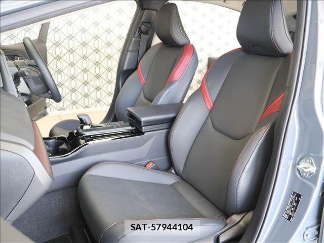 Toyota PRIUS PHV 2023-05 7878996-14