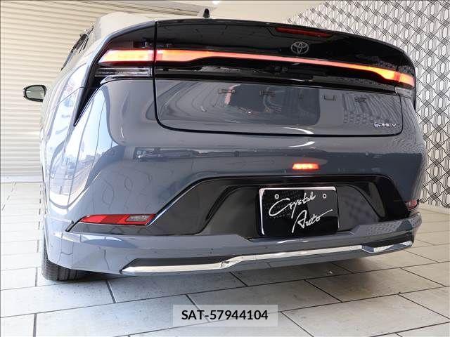 Toyota PRIUS PHV 2023-05 7878996-18