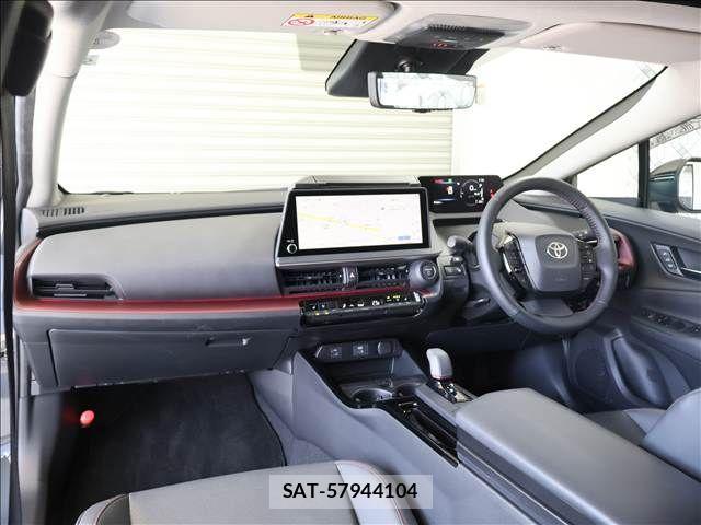 Toyota PRIUS PHV 2023-05 7878996-2