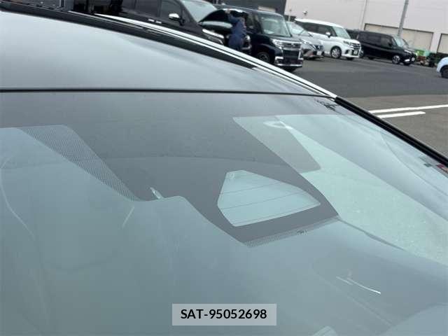 Toyota PRIUS PHV 2024-03 7878994-9
