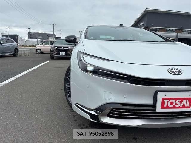 Toyota PRIUS PHV 2024-03 7878994-15