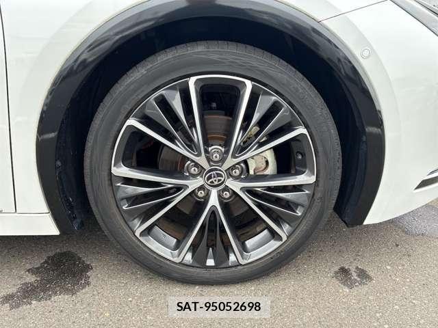 Toyota PRIUS PHV 2024-03 7878994-16