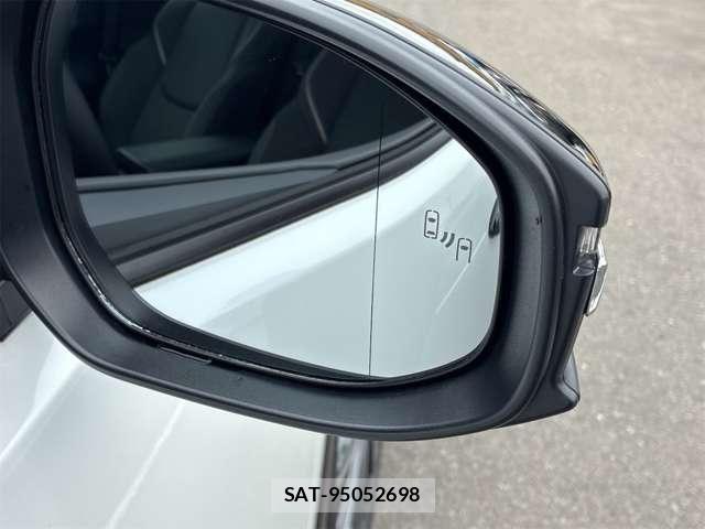 Toyota PRIUS PHV 2024-03 7878994-27