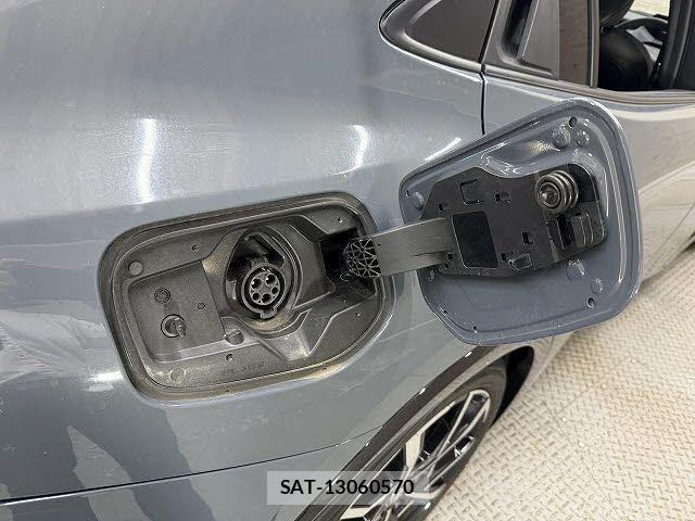 Toyota PRIUS PHV 2023-08 7878997-9
