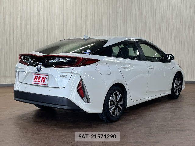 Toyota PRIUS PHV 2019-12 7879001-2
