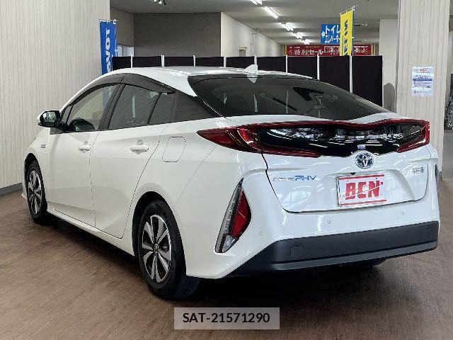 Toyota PRIUS PHV 2019-12 7879001-8