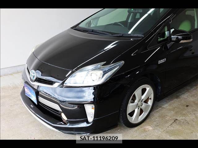 Toyota PRIUS PHV 2012-06 7879006-12