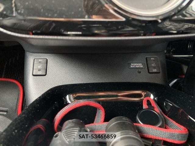 Toyota PRIUS PHV 2018-01 7879004-21