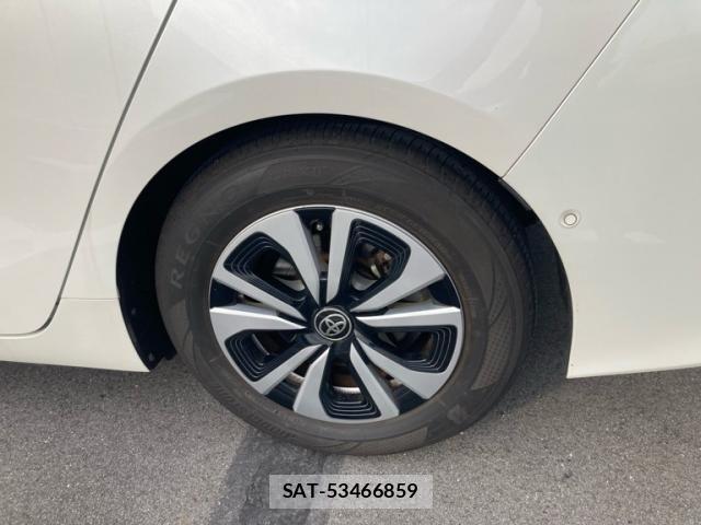 Toyota PRIUS PHV 2018-01 7879004-7