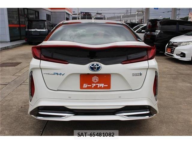 Toyota PRIUS PHV 2020-02 7903263-11