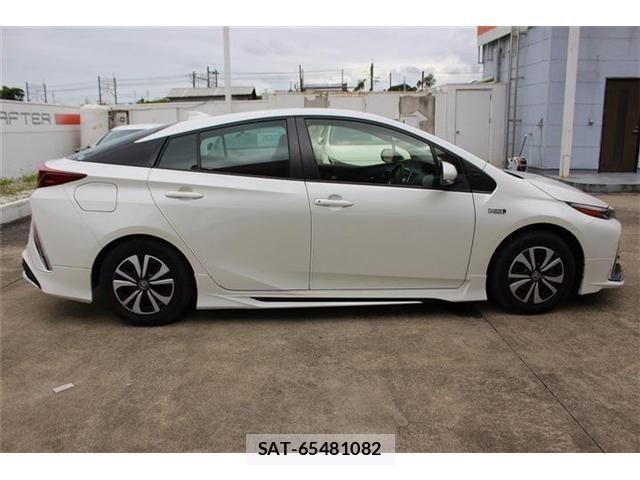 Toyota PRIUS PHV 2020-02 7903263-13