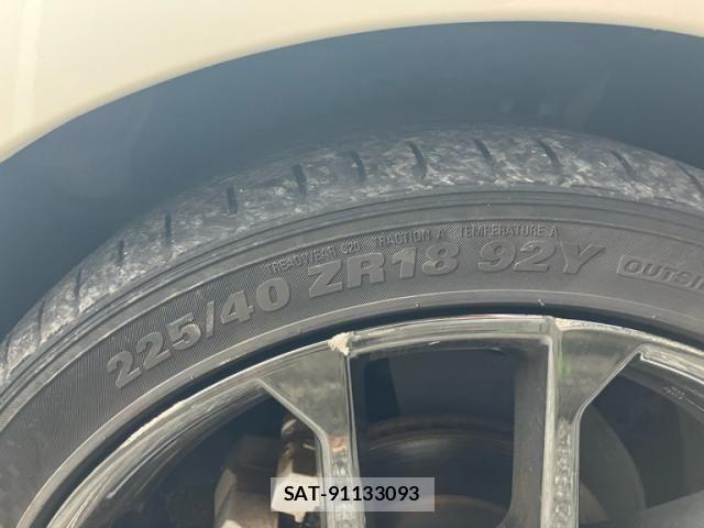 Toyota PRIUS PHV 2018-02 7963358-10