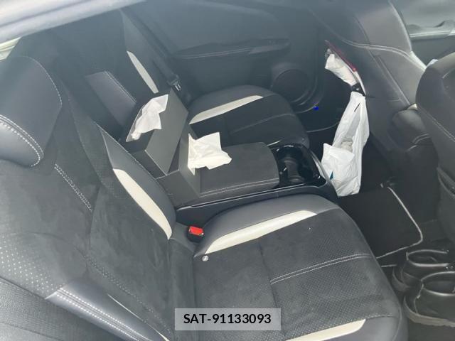 Toyota PRIUS PHV 2018-02 7963358-12