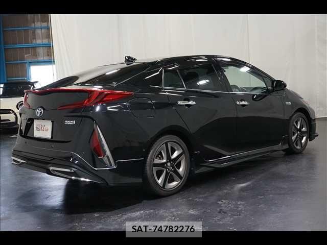 Toyota PRIUS PHV 2019-05 7963356-8