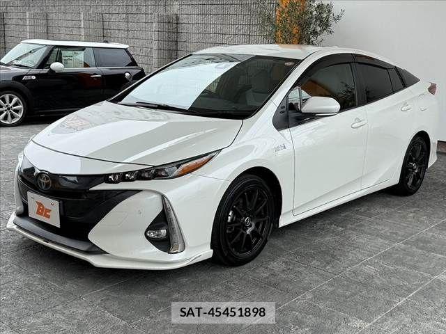 Toyota PRIUS PHV 2019-09 7963357-9