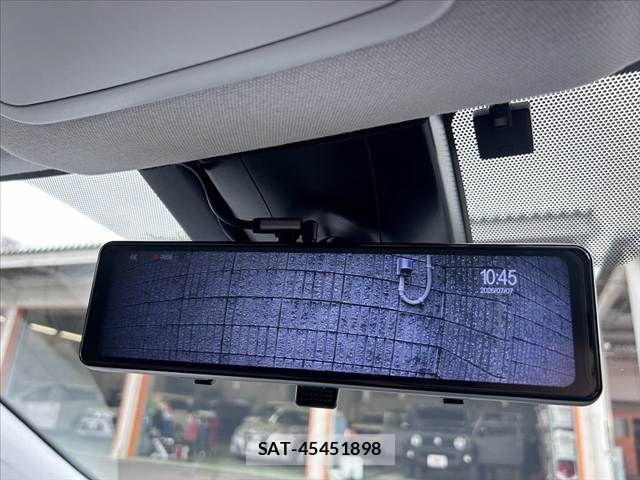 Toyota PRIUS PHV 2019-09 7963357-22