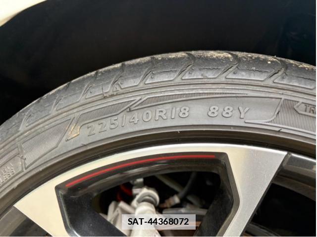 Toyota PRIUS PHV 2018-04 7980717-11