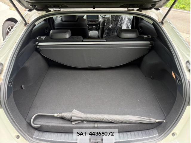 Toyota PRIUS PHV 2018-04 7980717-7