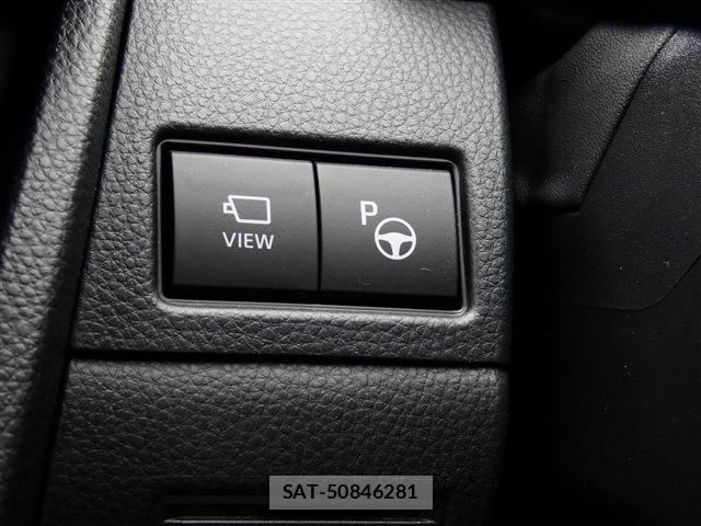 Toyota PRIUS PHV 2023-09 7980714-13