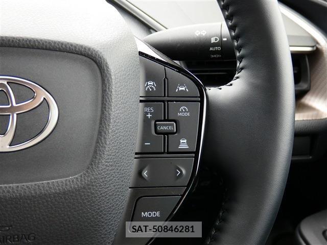 Toyota PRIUS PHV 2023-09 7980714-15