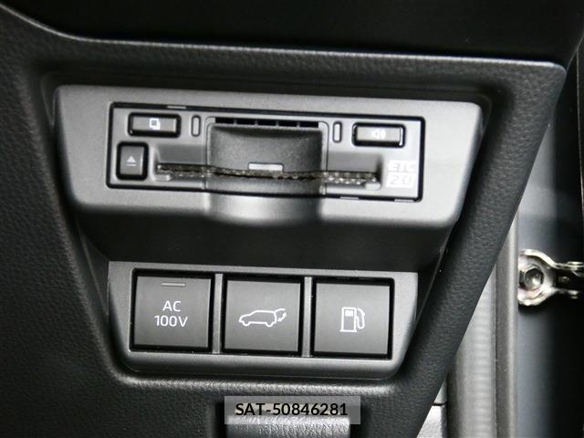 Toyota PRIUS PHV 2023-09 7980714-17