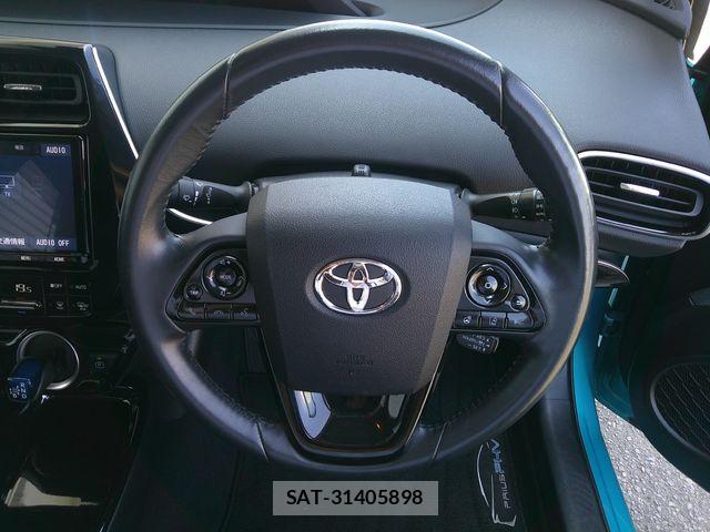 Toyota PRIUS PHV 2019-04 7980716-8