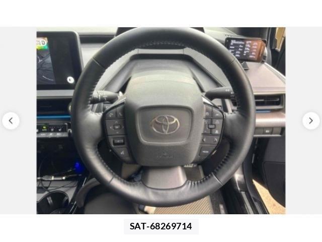 Toyota PRIUS PHV 2023-09 7980715-4