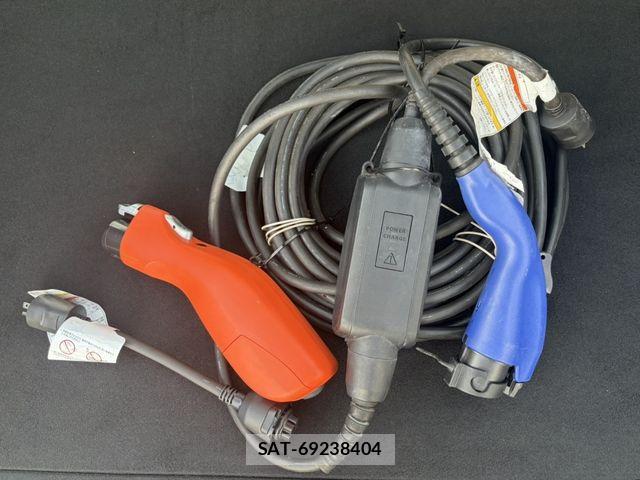 Toyota PRIUS PHV 2019-04 8037800-18