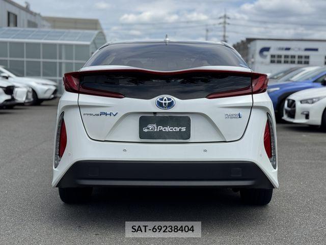 Toyota PRIUS PHV 2019-04 8037800-24