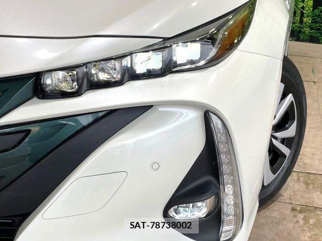 Toyota PRIUS PHV 2017-05 8037802-11