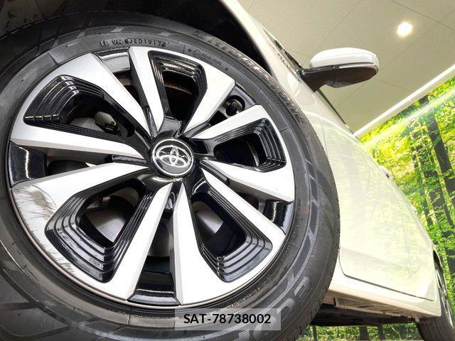 Toyota PRIUS PHV 2017-05 8037802-12