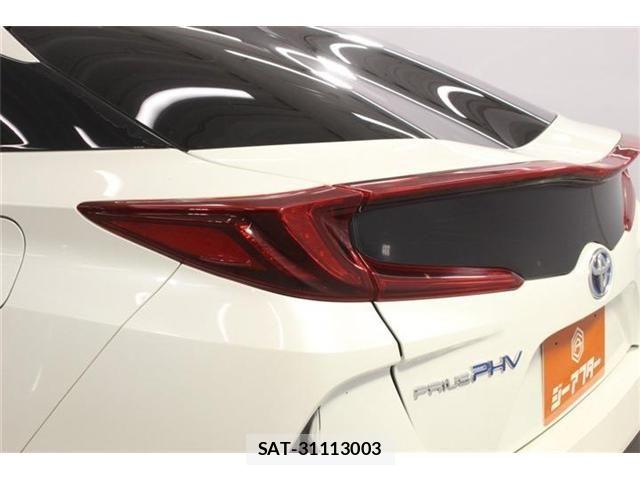 Toyota PRIUS PHV 2017-11 8037805-17
