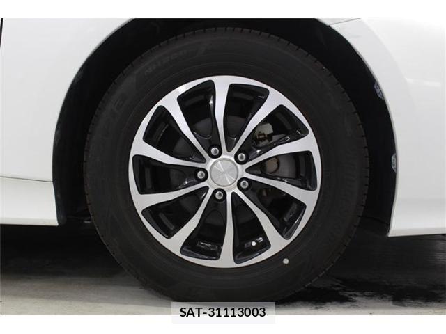 Toyota PRIUS PHV 2017-11 8037805-22