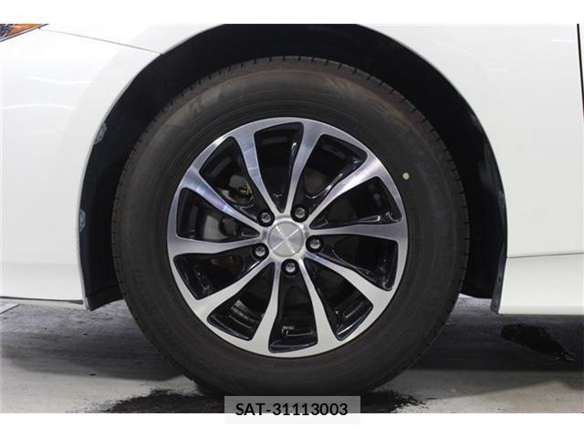Toyota PRIUS PHV 2017-11 8037805-23