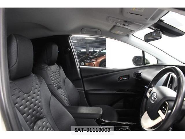 Toyota PRIUS PHV 2017-11 8037805-28