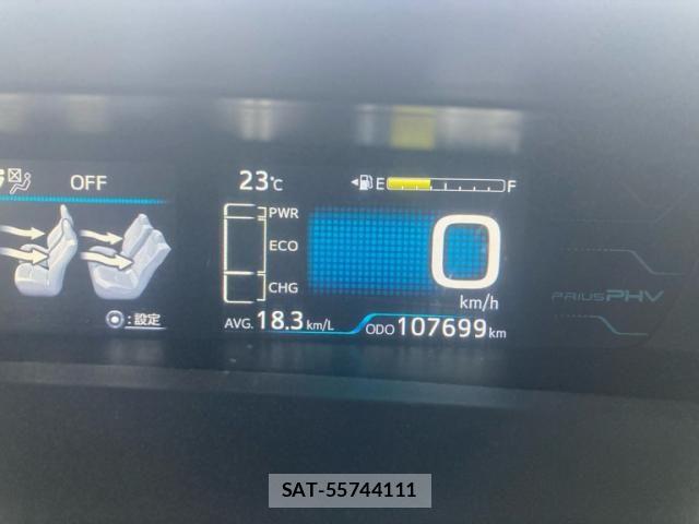 Toyota PRIUS PHV 2017-11 8037807-13