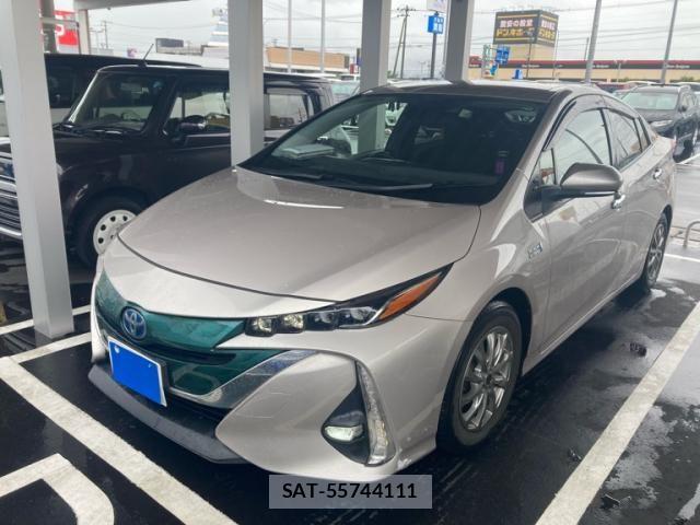 Toyota PRIUS PHV 2017-11 8037807-1