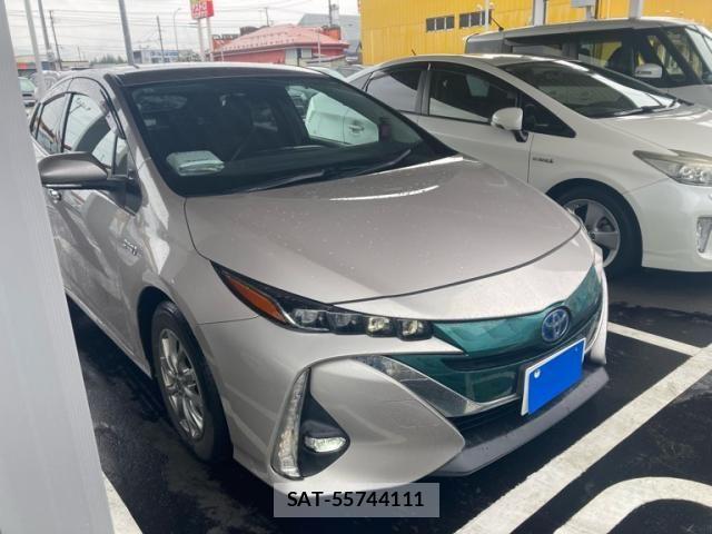 Toyota PRIUS PHV 2017-11 8037807-2