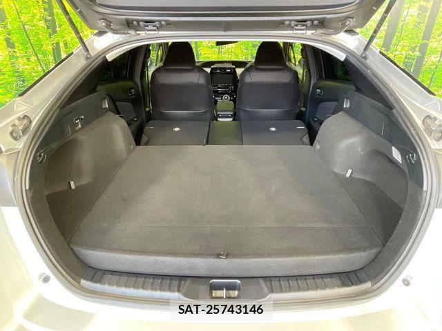 Toyota PRIUS PHV 2017-07 8037806-9