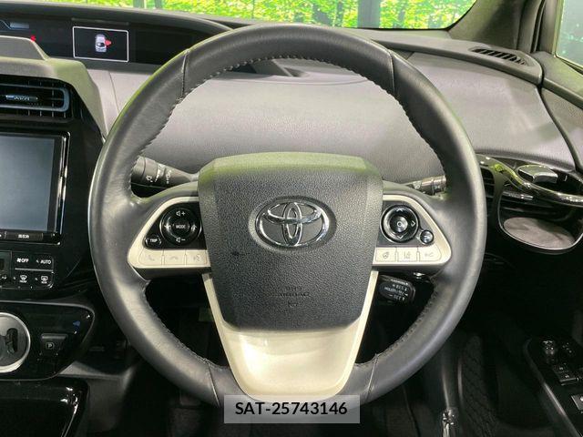 Toyota PRIUS PHV 2017-07 8037806-10