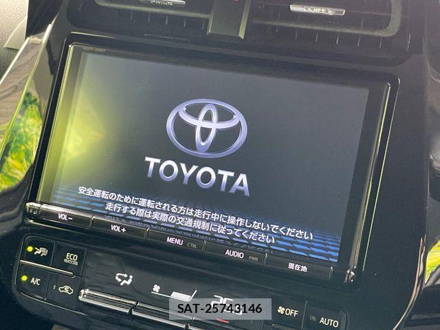 Toyota PRIUS PHV 2017-07 8037806-2