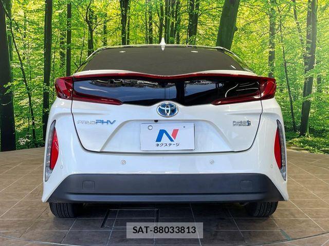 Toyota PRIUS PHV 2019-12 8075232-14