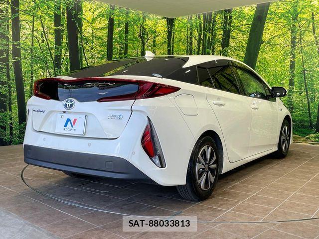 Toyota PRIUS PHV 2019-12 8075232-16