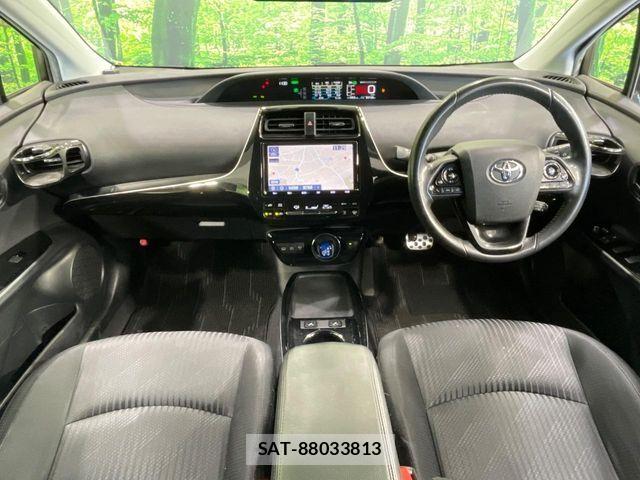 Toyota PRIUS PHV 2019-12 8075232-1