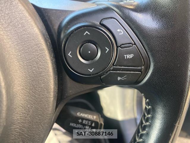 Toyota PRIUS PHV 2018-07 8075234-22