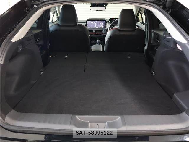 Toyota PRIUS PHV 2023-07 8075229-17
