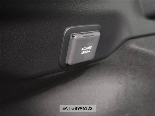 Toyota PRIUS PHV 2023-07 8075229-18