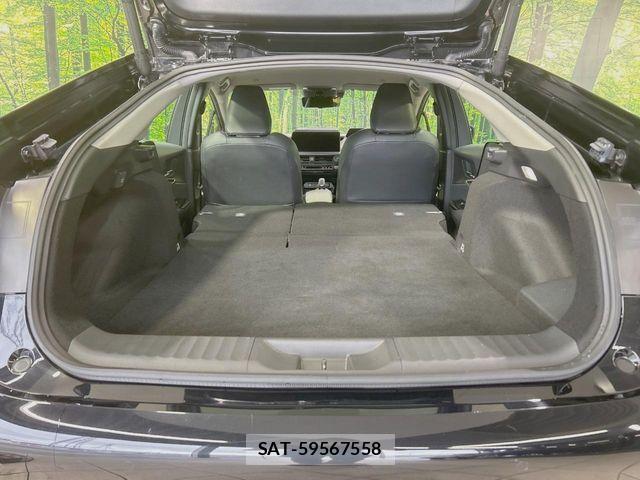 Toyota PRIUS PHV 2024-04 8101409-9